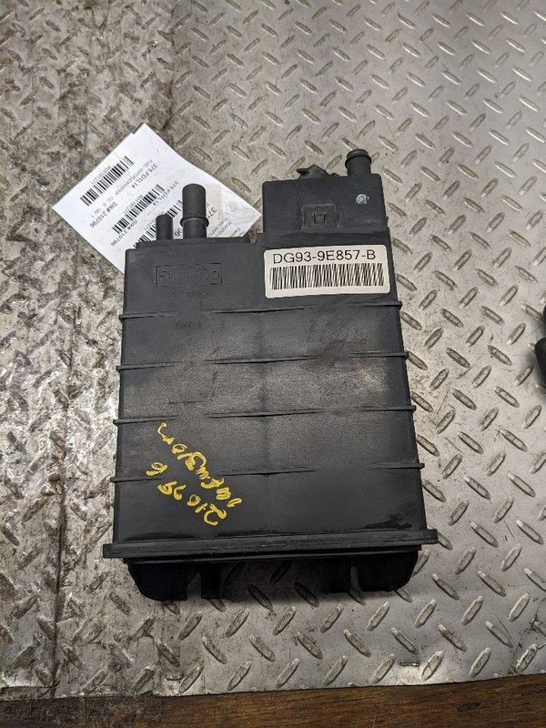 2013-2016 Ford Fusion Fuel Vapor Charcoal Canister Assembly OEM 1181271