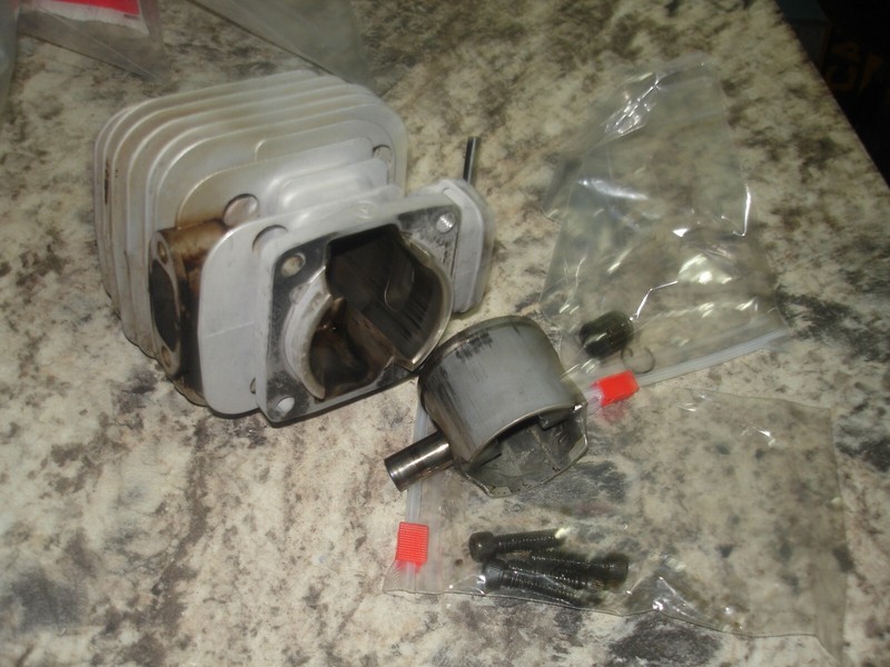 Jonsered 625 piston cylinder READ DESCRIPTIONchainsaw part onlybin5046