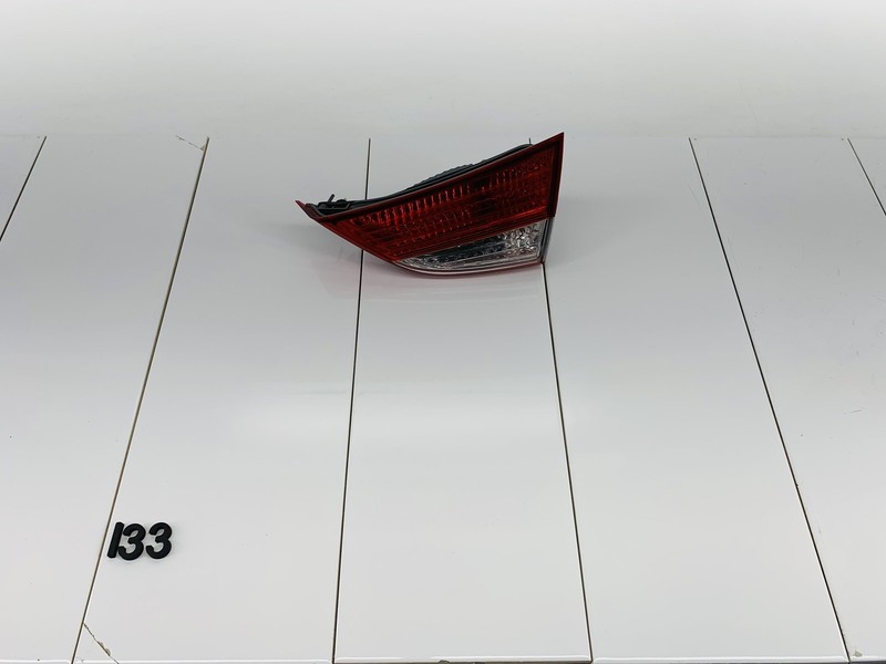 11-13 HYUNDAI ELANTRA REAR RIGHT SIDE INNER TRUNK LID TAIL LIGHT BRAKE LAMP OEM