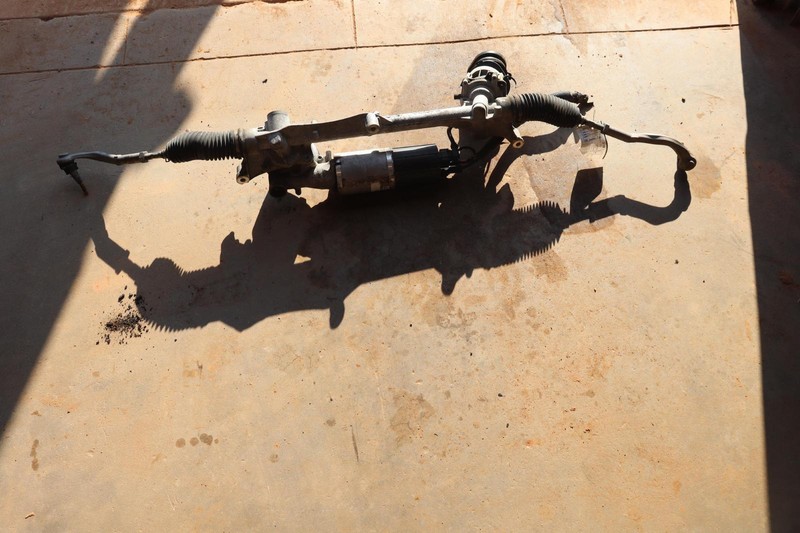 2019-2020 VOLVO XC40 POWER ELECTRIC STEERING GEAR RACK AND PINION OEM