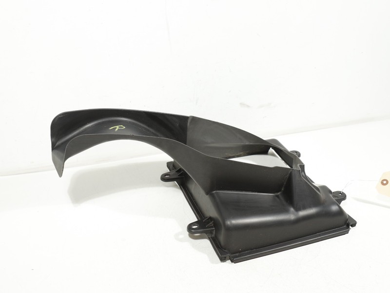 2014-2020 Maserati Ghibli RIGHT Intercooler Duct Shroud 670004139 OEM 21K