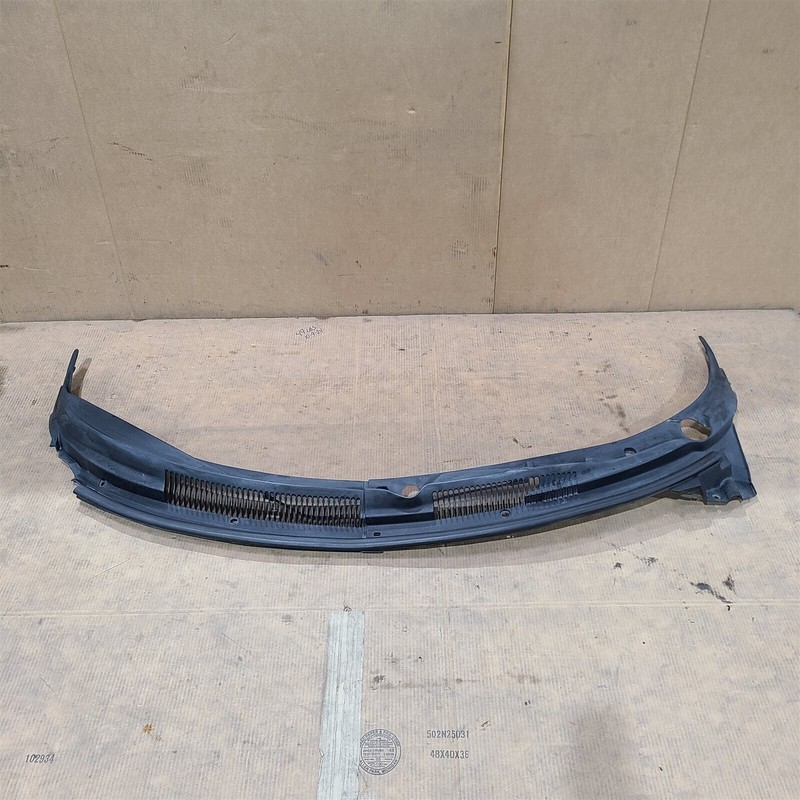 98-02 Camaro Z28 Windshield Wiper Cowl Trim Panel Aa7303