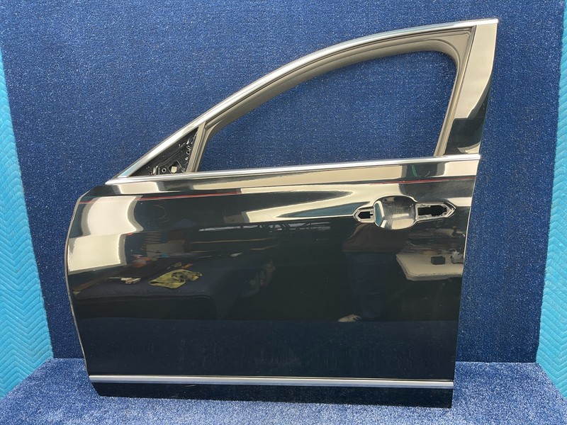2016-2020 Cadillac CT6 Front Left Driver Side Door Shell OEM