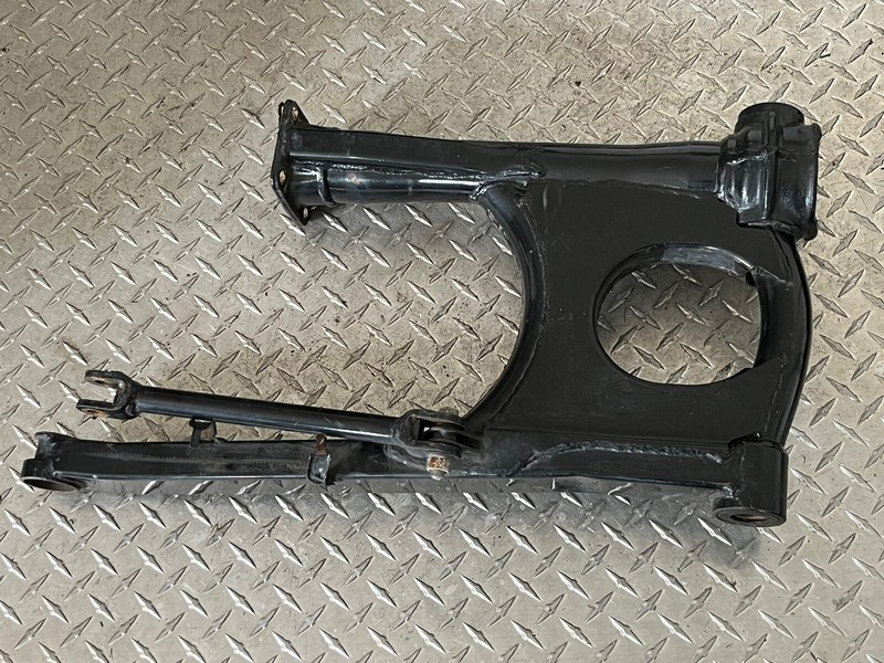 01 Kawasaki ZG 1000 Concours ZG1000 Rear Swing Arm Suspension Swingarm
