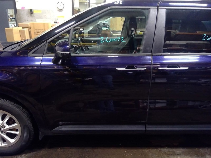 Driver Front Door Without Acoustic Glass Fits 22 CARNIVAL 1758592