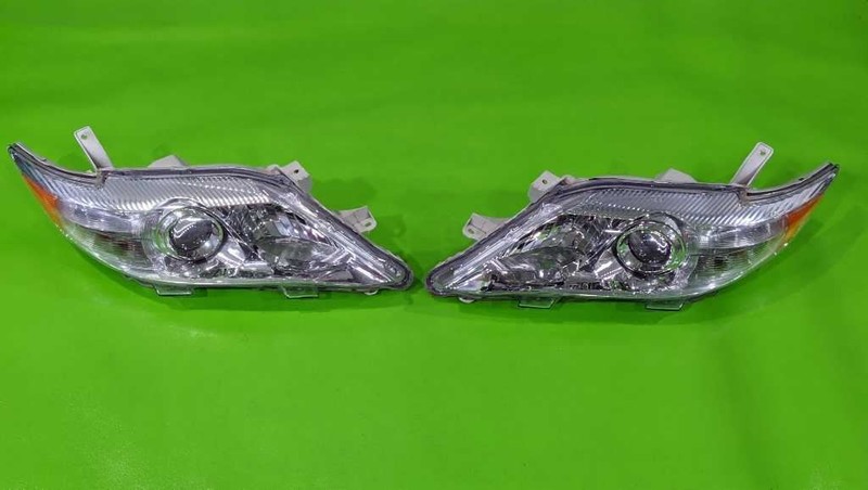 10 11 CAMRY XLE DRIVER LEFT PASSENGER RIGHT HEADLIGHT LAMP PAIR 3669-26