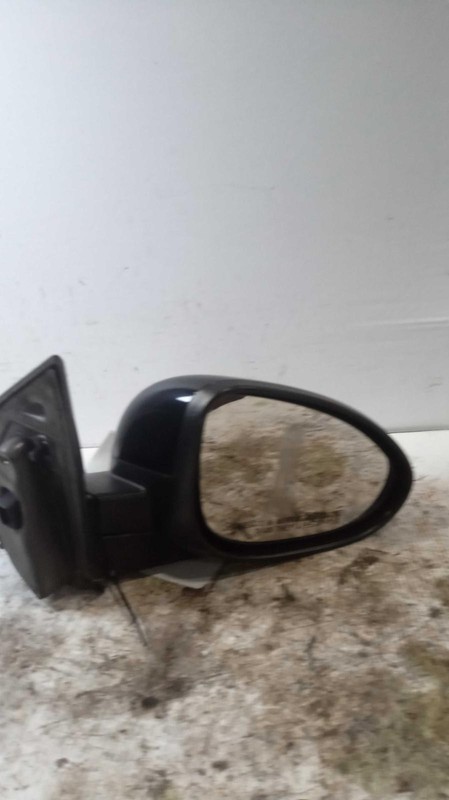 2016 Chevrolet Sonic Right Door Mirror Assembly Black 587011 Used 124K Miles