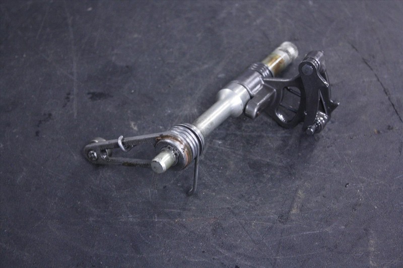 96 BMW R 1100 GS TRANSMISSION SHIFT SHIFTER SHAFT ROD R1100GS 1100GS