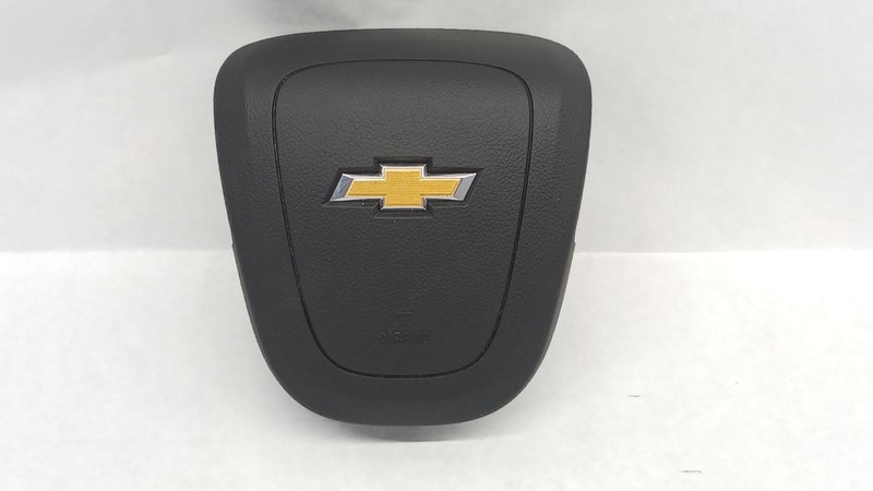 18-'19 CHEVROLET TRAX Left driver steering wheel Air Bag OEM