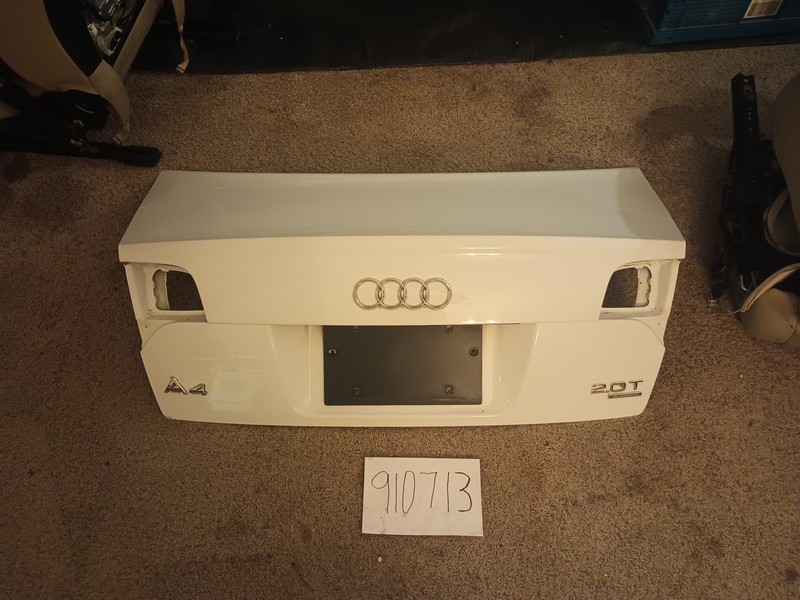 2005-2008 AUDI A4 TRUNKLID 8E5 827 755 C WHITE OEM