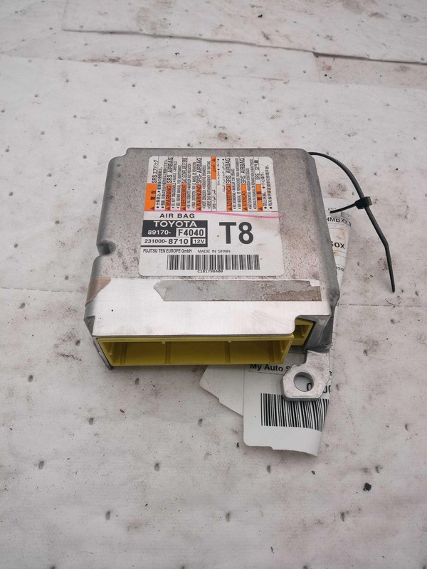 Used Air Bag Module fits: 2018 Toyota C-hr Air Bag air bag center console ID 891