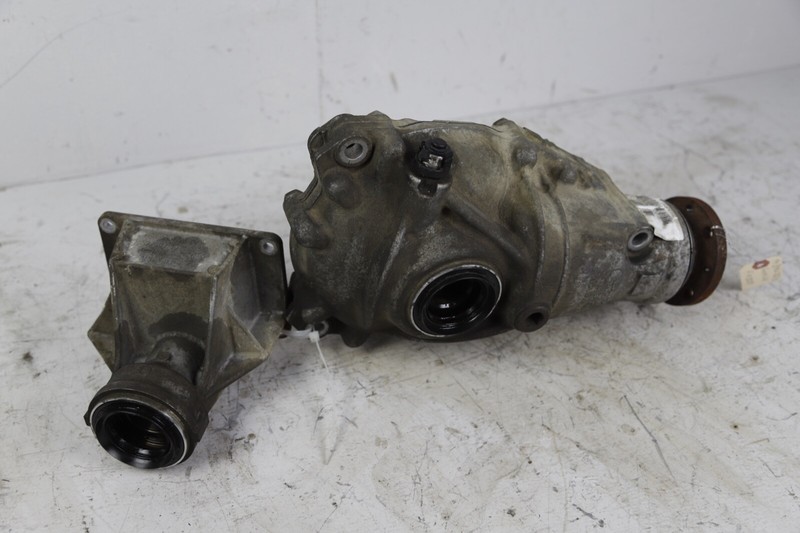 BMW F30 F32 F23 F36 XDRIVE AWD FRONT DIFFERENTIAL CARRIER W/ BRACKET 3.15 RATIO