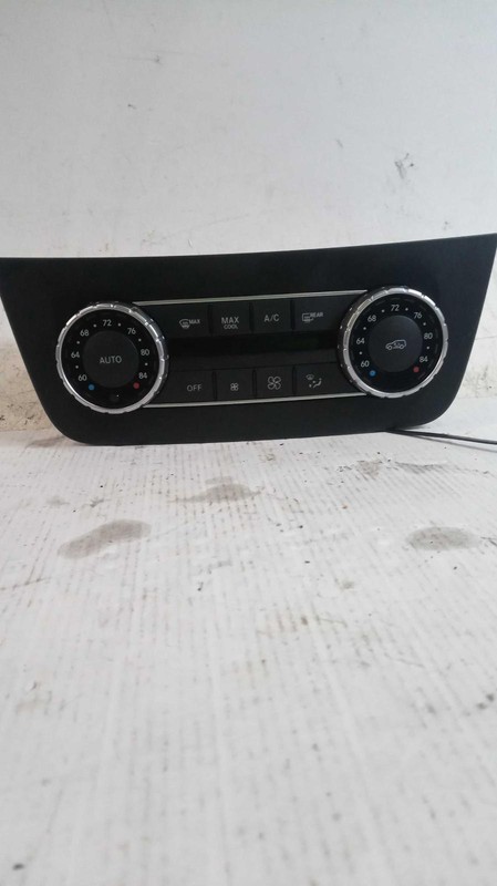 2017 Mercedes-Benz GLS-Class A/C Selector Switch OEM Blue 1669000206