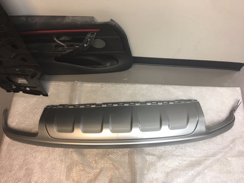 Audi Q7 2016 2017 Rear Bumper Valance Spoiler Moulding Cover OEM