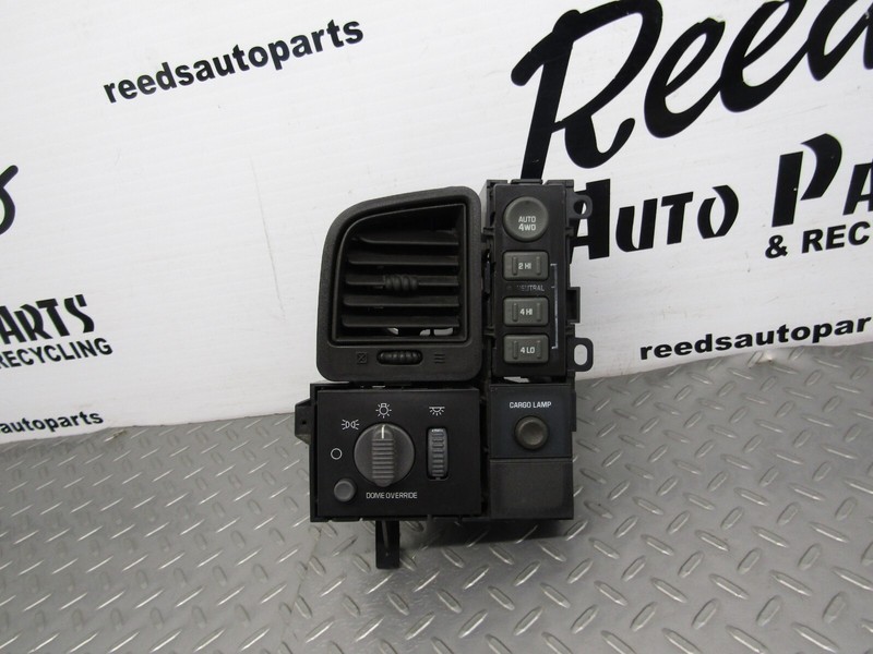 99-02 CHEVY GMC SIERRA SILVERADO SUBURBAN AUTO 4WD, Headlight Switch