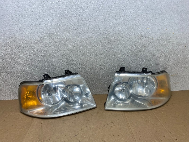 2003 - 2006 Ford Expedition Left+Right Side Headlights Halogen Oem W8738 DG