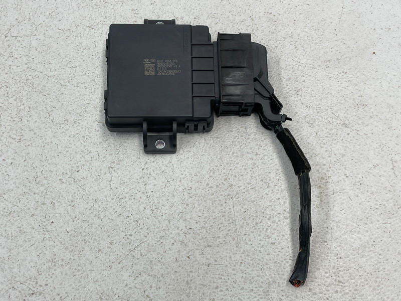 2015 2016 Hyundai Genesis Suspension Computer Control Module 1538 OEM