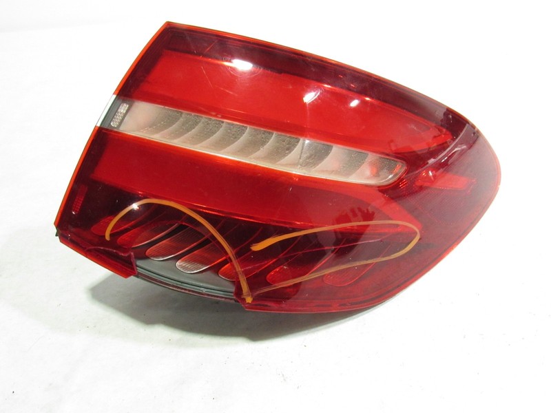 16-21 Mercedes GLC300 X253 2019 Rear Right Outer Taillight Light Lamp ; :A