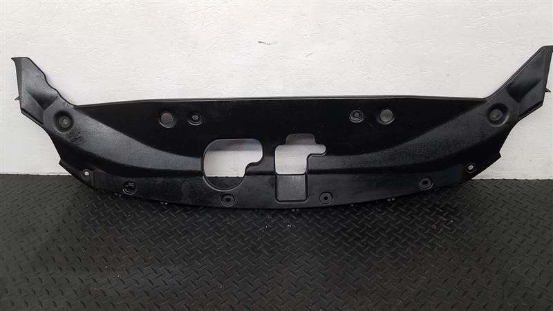 05-07 Honda Odyssey Radiator Upper Shroud Cover OEM 71125-SHJ-A00