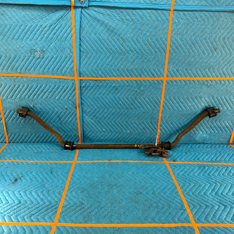 1989–1991 CHRYSLER MASERATI TC FRONT STABILIZER SWAY BAR WITH BRACKETS OEM