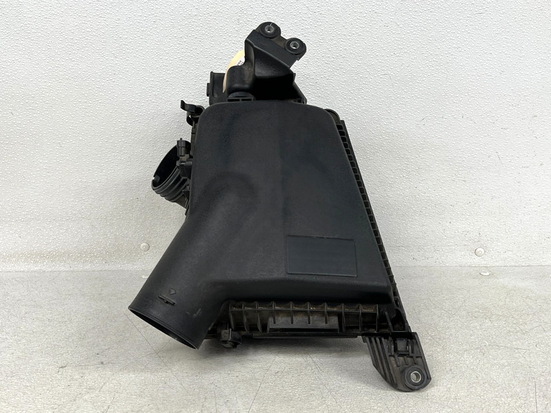 ⭐2015-2017 KIA K900 ENGINE AIR INTAKE CLEANER FILTER HOUSING BOX OEM LOT2727