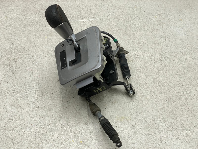 2016-2017 SUBARU CROSSTREK AUTOMATIC GEAR SHIFTER SELECTOR ASSEMBLY OEM LOT773
