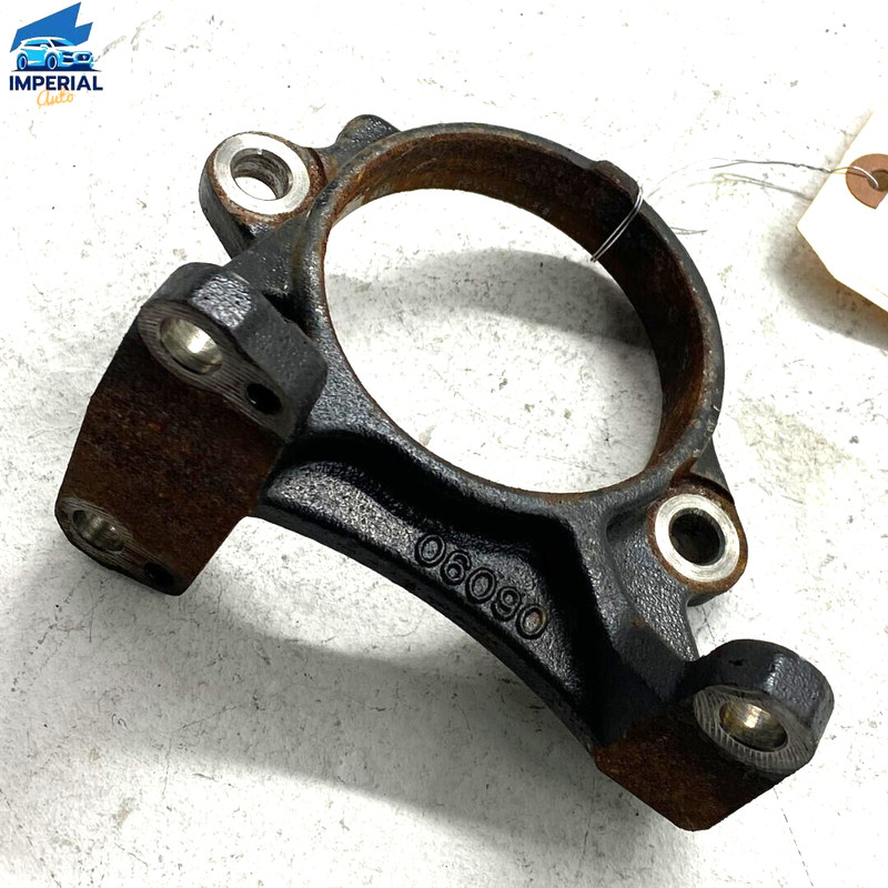 18-21 Toyota Camry Front Passenger Axle Drive Shaft Bearing Support Bracket OEM
