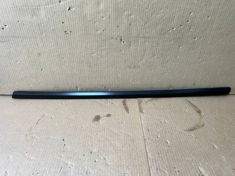 ✅ 2020 Tesla Model Y Front Right Door Belt Molding 1495722/3-00-B w/dent
