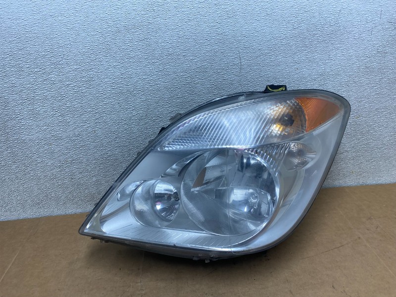 2007 to 2013 Mercedes Sprinter Headlight Left Driver Side Halogen Oem X3857 DW