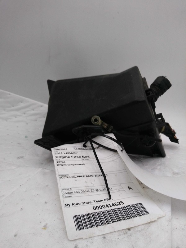 2011 Subaru Legacy OEM Fuse Box 82290AJ00A White 131K Miles - Fast Shipping