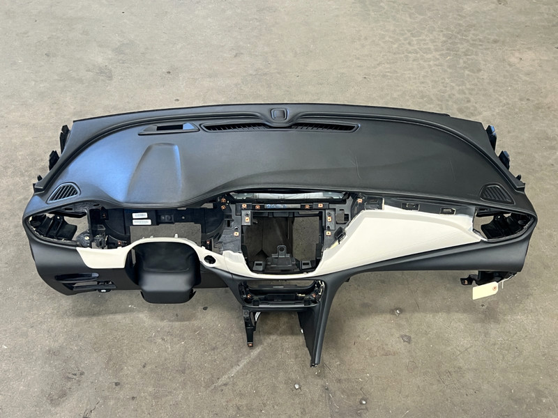 ⭐2020-2023 BUICK ENCORE GX FRONT DASHBOARD INSTRUMENT PANEL COVER OEM LOT2659