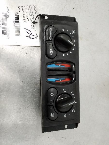 Temperature Control Dual Zone Opt CJ3 Fits 04-05 IMPALA 176183