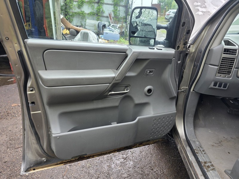 2005 2006 Nissan Titan Front Driver Left Door Panel Assembly Gray Oem