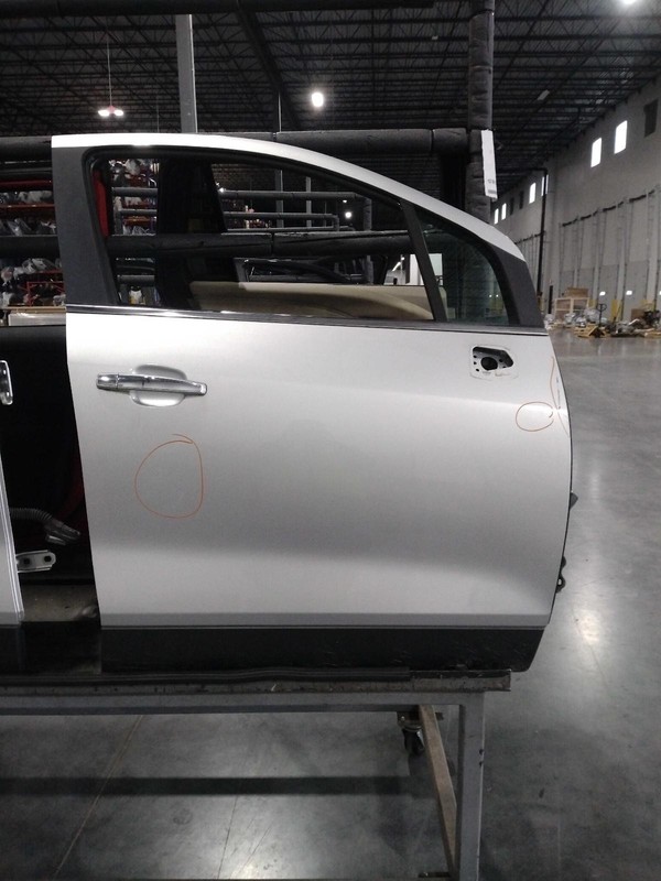 2016 BUICK ENCORE Right Door Silver Used 618138 Scuffs & Dents 4DR SUV