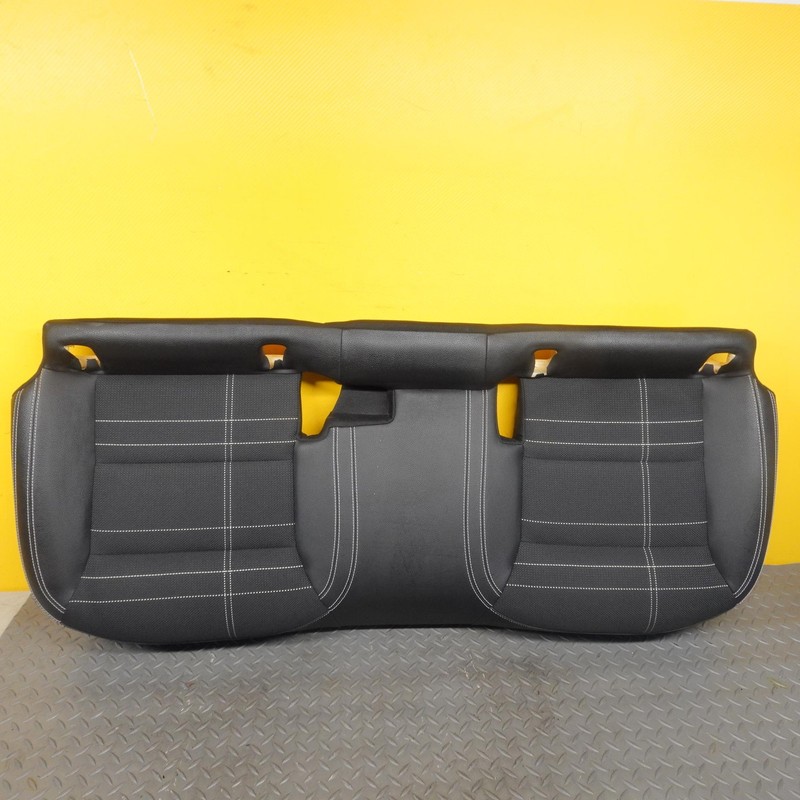 2014-2019 MERCEDES CLA250 C117 Rear Seat Lower Cushion Bottom Oem 1769201000