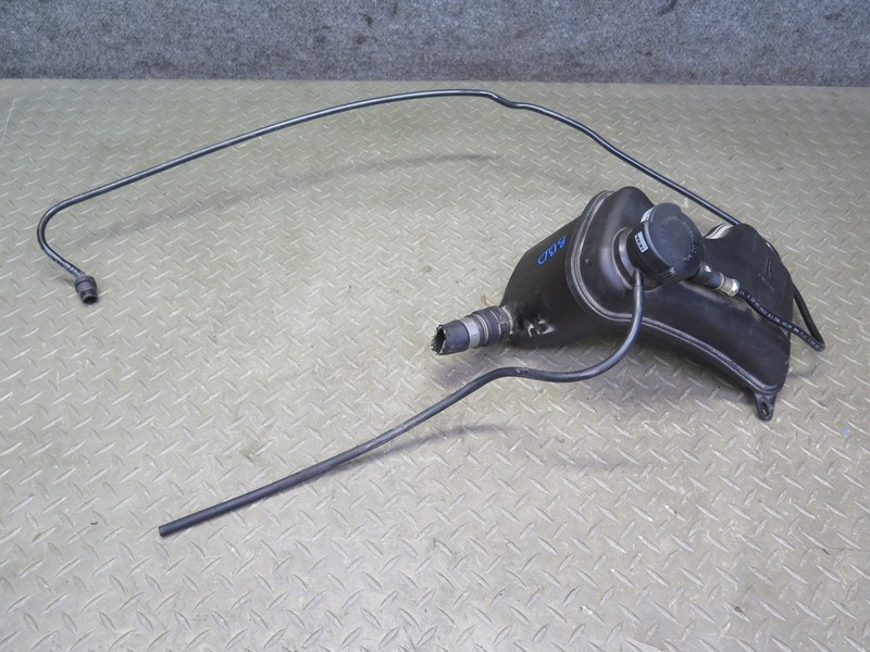 2001-2006 BMW E46 M3 ENGINE COOLANT EXPANSION OVERFLOW RESERVOIR TANK 2228944