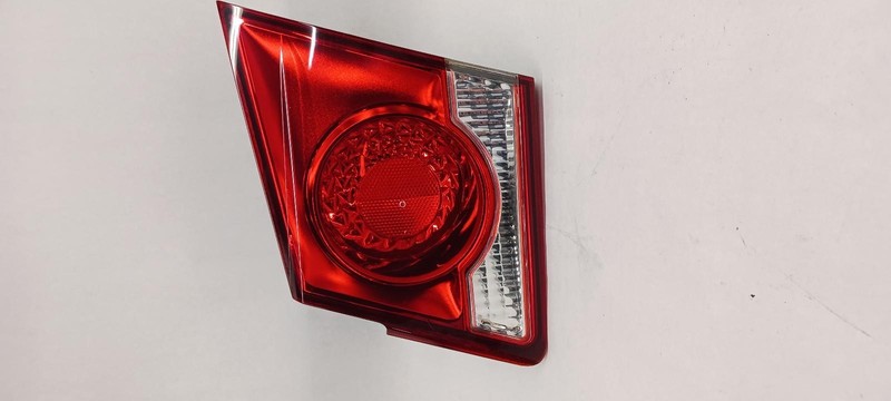 11-'16 CHEVROLET CRUZE Right passenger inner Taillight OEM Grade A!