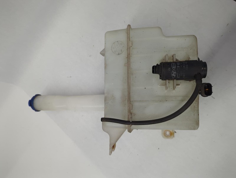 06-'10 HYUNDAI SONATA Washer Bottle pump reservoir OEM 6 Month Wnty!