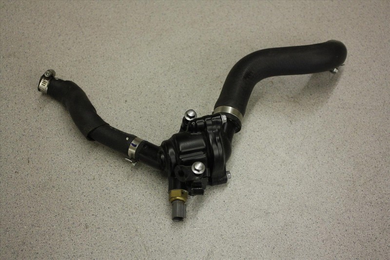 2012 HONDA NC 700 X RADIATOR THERMOSTAT HOUSING HOSE TEMP SENSOR COOL NC700 12