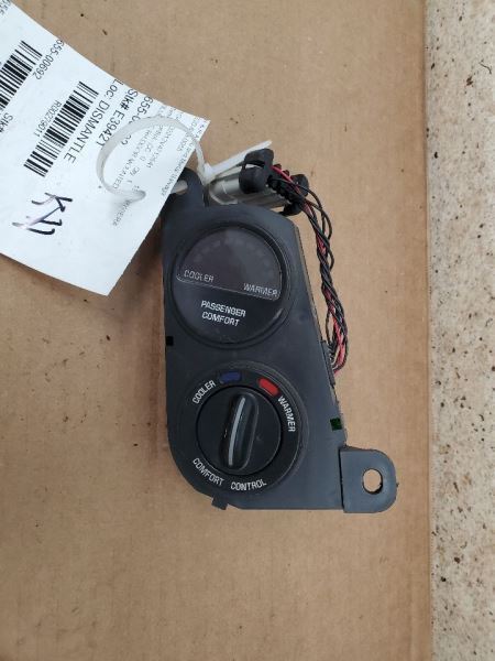 Temperature Control Passenger Side Door Mounted Fits 95-99 RIVIERA 279011