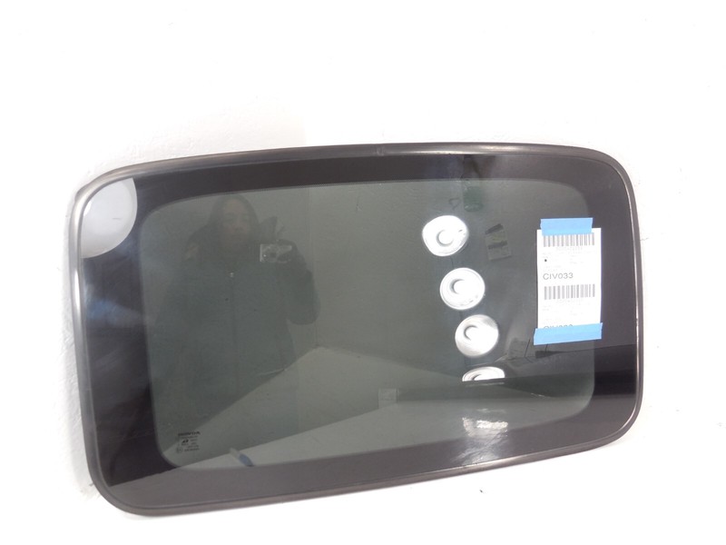 2002-2005 Honda Civic Sedan Sun Roof Glass OEM