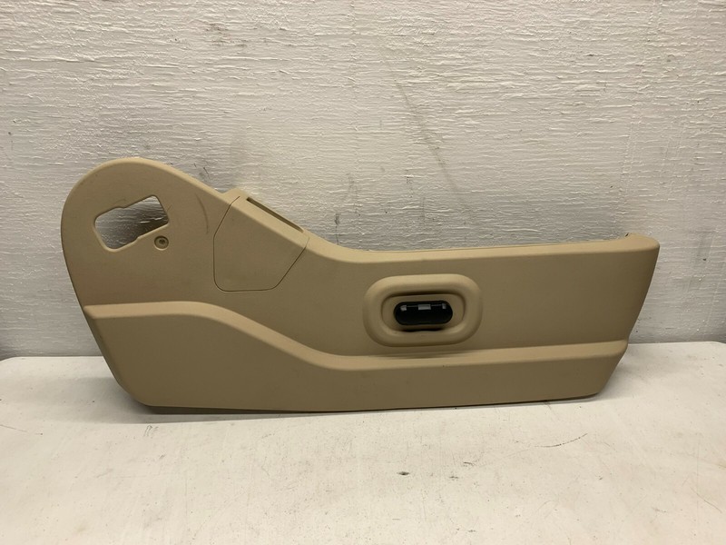 2007-2010 FORD EDGE RIGHT PASSENGER SIDE FRONT OUTER SEAT PLASTIC COVER