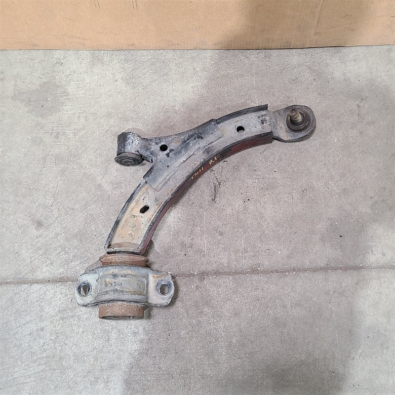 11-14 Mustang GT Passenger Front Lower Suspension Control Arm Rh Aa7341