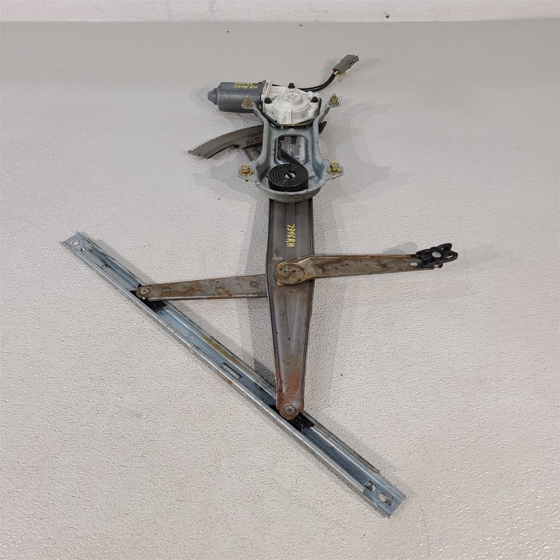 96-04 Mustang GT Passenger Power Window Regulator Rh Aa7346