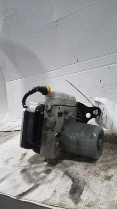 Used ABS Pump and Motor Assembly fits: 2020 Buick Encore gx assembly ID 42738963
