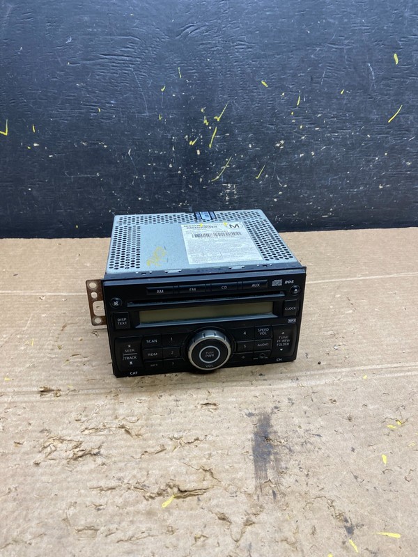 2012-2017 Nissan NV1500 Radio AM FM CD Player Receiver W9810 DG
