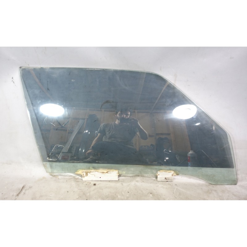 Aftermarket 1989-1991 BMW E30 3-Series Coupe Right Front Door Window Glass OEM