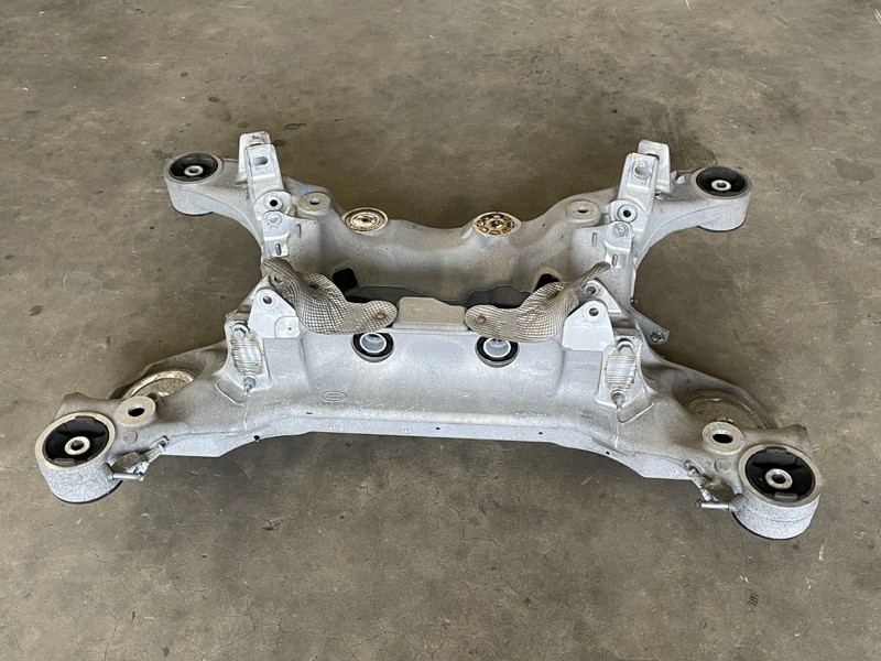18-20 Land Range Rover L405 Rear Subframe Crossmember Engine Cradle 4X4 1636 OEM
