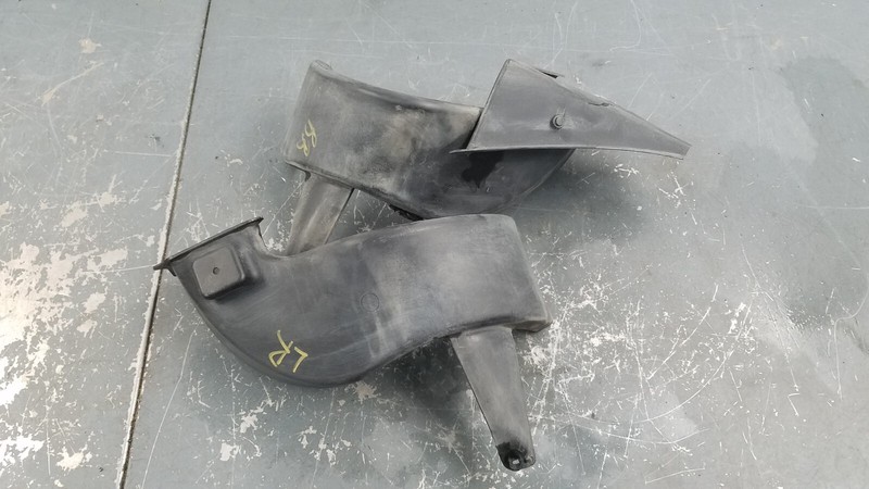 2008 Chevy Corvette C6 Convertible Rear Brake Cooling Ducts #5004 P8