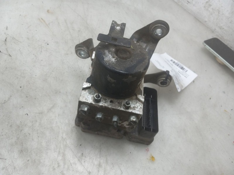 13 14 15 16 17 TOYOTA SEQUOIA SR5 ABS PUMP ACTUATOR